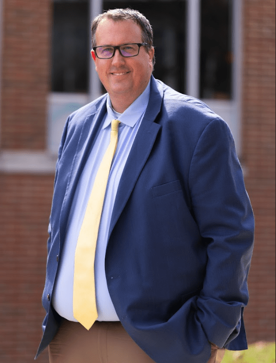 Professional photo of Seth Grove.